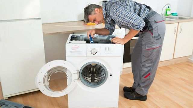 Máy giặt Panasonic rung lắc và kêu to bất thường trong khi giặt